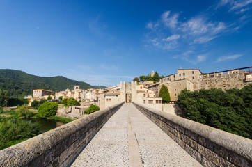Besalu