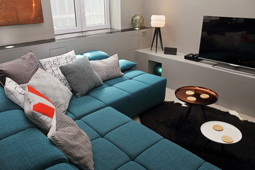 salon avec divan angle turquoise
