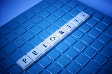 写真素材:word puzzle of priority