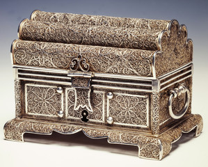 golden and silver filigree