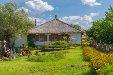 An ancient Ukrainian farm-stead near Dikan'ka village
