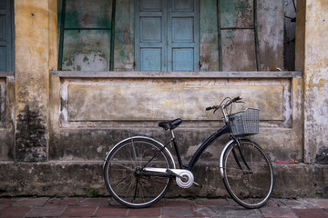 Fototapeta na wymiar old bicycle park in old building