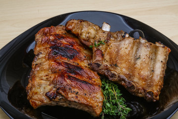Roasted pork ribs