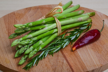 Raw asparagus