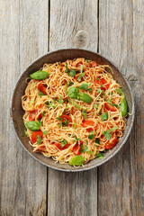 Spaghetti with tomatoes and basil © 5second