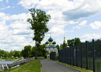 Спасо-Преображенский собор и Колок © andreyigonin