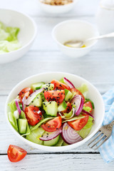 Salad with tomatoes and onions