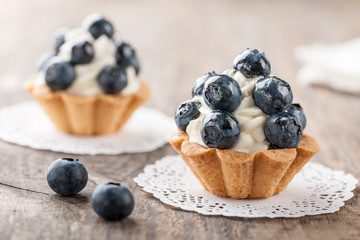 Cupcakes with blueberries