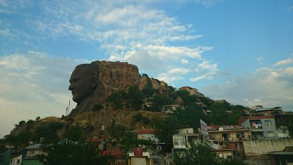 Mustafa kemal atatürk Statue in Fels von izmir