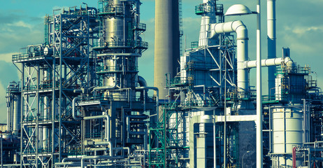 Refining plant