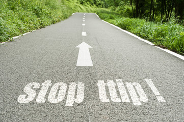 Fototapeta premium Concept route et marquage au sol - stop ttip ! 