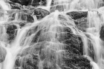 Fototapeta na wymiar large waterfall
