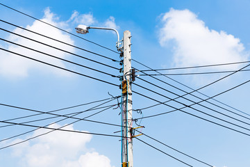 Electricity power wire and street lamp