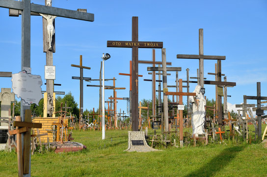 Sanktuarium Matki Bożej Bolesnej, Święta Woda, Wasilk&oacute;w