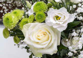 Close up of white roses