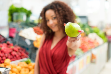 Woman shopping fruits