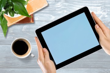 Tablet, hand, phone.