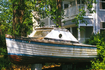 small high and dry Maryland wooden boad