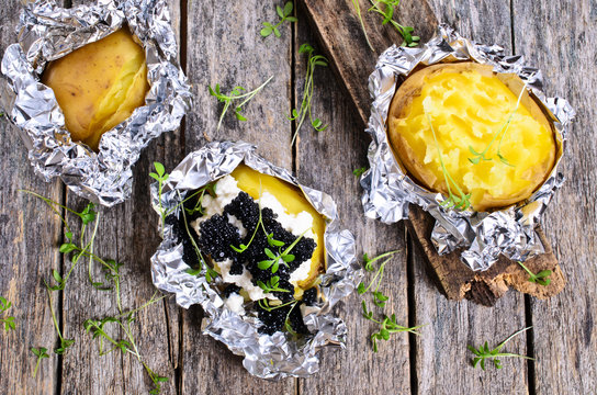 Potatoes Baked In Foil