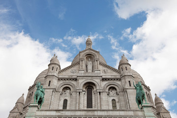 Fototapeta na wymiar Sacred Heart Church Paris