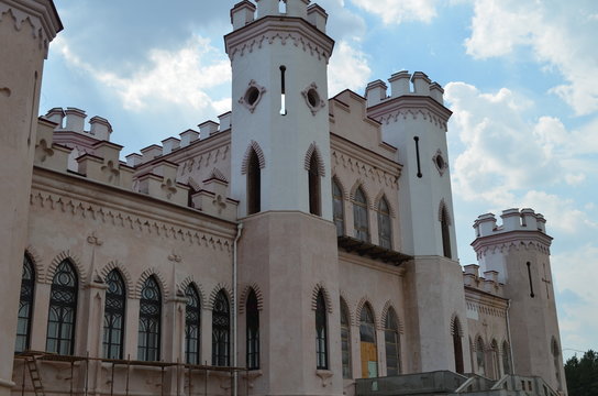 kosava castle , Kossovskii castle, palace , park, architect Yascholda , Marconi