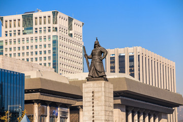 Naklejka premium The statue of Yi Sun-Shin