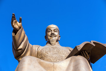 Fototapeta premium The statue of King Sejong