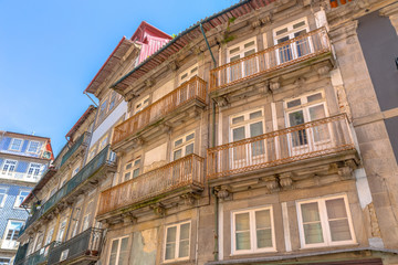 Fototapeta na wymiar Old facade building in downtown Porto.