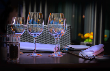 wine glass, summer restaurant