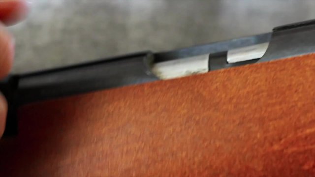 loading a bolt action rifle