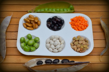 Чечевица, горох, фасоль 