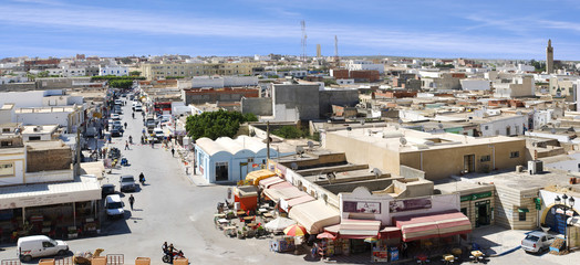 Trafic dans la ville d& 39 El Djem, Tunisie