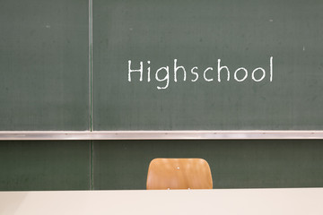 Das Wort Highschool an der Tafel