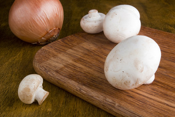 Agaricus - Mushrooms are used as an ingredient
