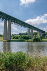 Fototapeta na wymiar Autobahnbrücke