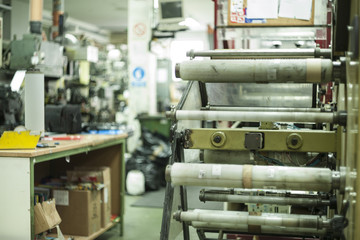 Printing labels on offset machine