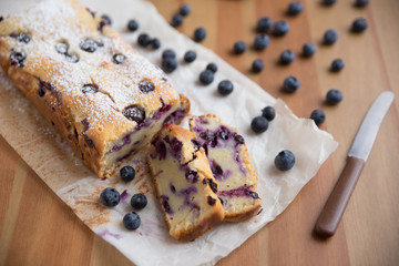 Vanilletkuchen mit Blaubeeren 
