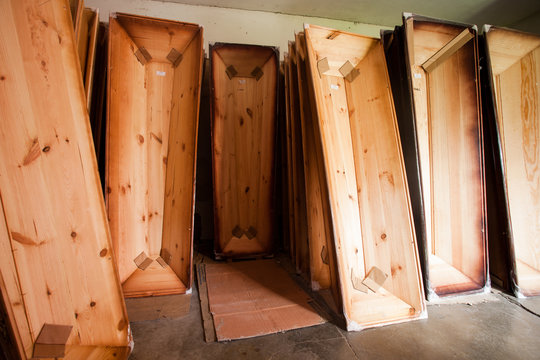 Undertaker Tools รูปภาพUndertaker – เลือกดูภาพถ่ายสต็อก เวกเตอร์ และวิดีโอ7,214 | Adobe ...