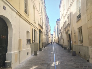 Fototapeta na wymiar Street in Paris