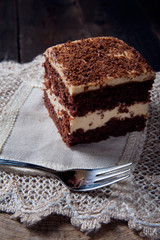 Chocolate pie with walnut cream