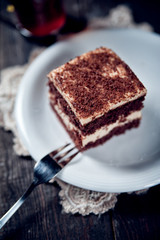 Chocolate pie with walnut cream