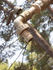 metallic tap closed