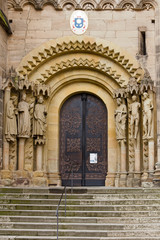 Fototapeta na wymiar Kirchenportal Bamberger Dom