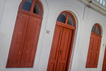 Griechische rote Fenster