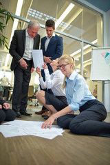 Geschäftsleute im Startup Unternehmen