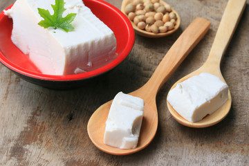 Soybeans and tofu