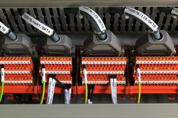 Wire terminal
