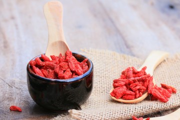 Red dried goji berries
