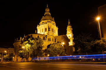 Fototapeta na wymiar Night view of Saint Stephen's Basilica