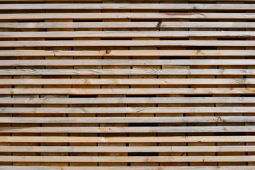 積み上げられた木材